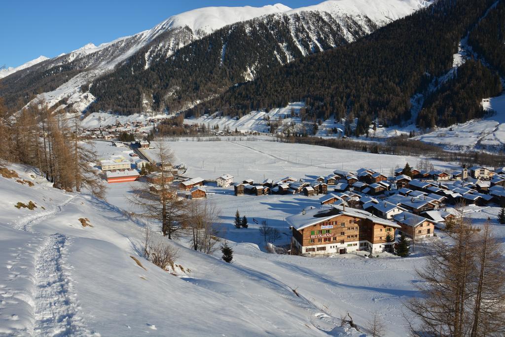 Hotel Restaurant Walliser Sonne Reckingen Екстериор снимка
