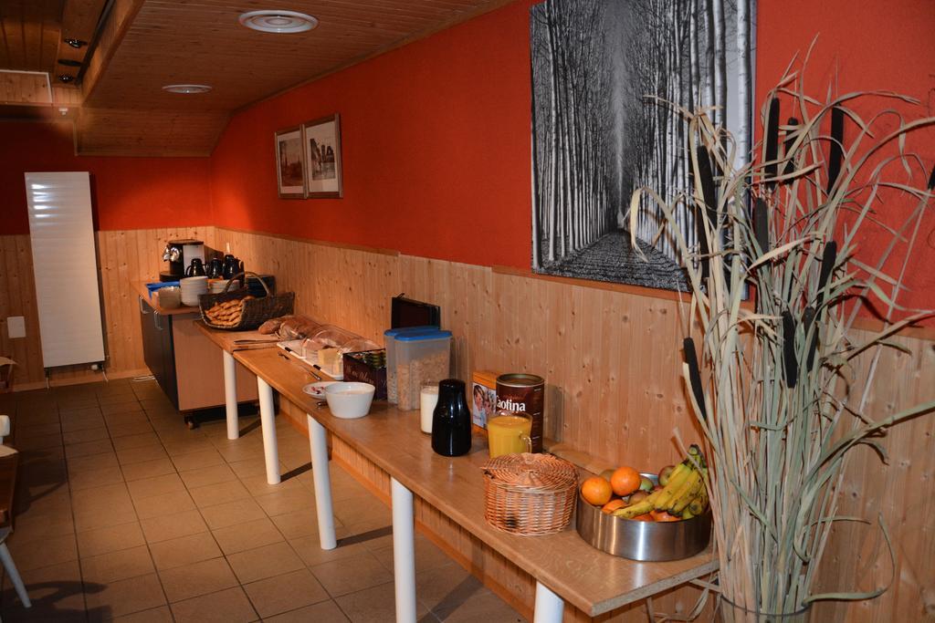 Hotel Restaurant Walliser Sonne Reckingen Екстериор снимка